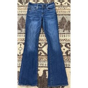 Women’s juniors American Eagles super stretch Jeans  kick boot 4 long